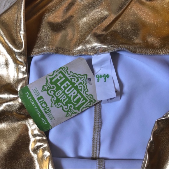 Metallic Gold Leggings - Picture 8 of 9